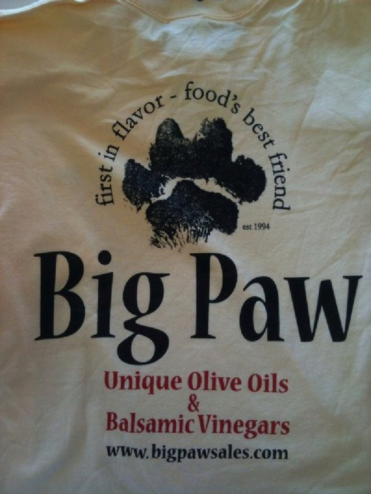 Large Big Paw Tee Shirt, White color