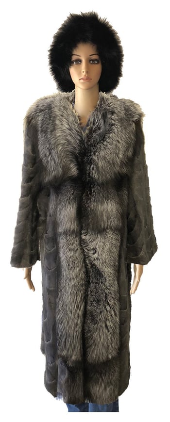 Winter Fur Ladies Grey Genuine Mink Paws Coat With Silver Fox Trimmed W069Q04GY.