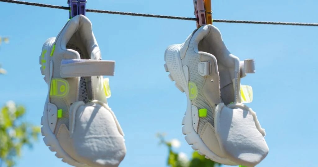 drying your sneakers