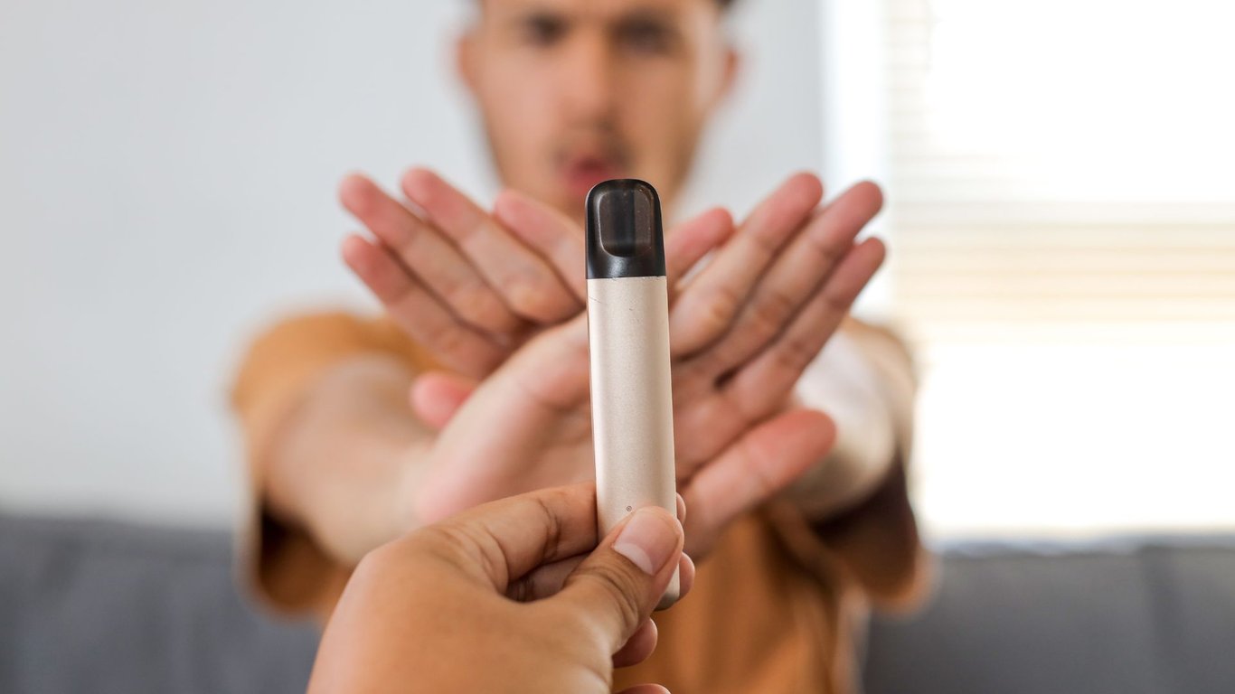 can you get herpes from sharing a vape